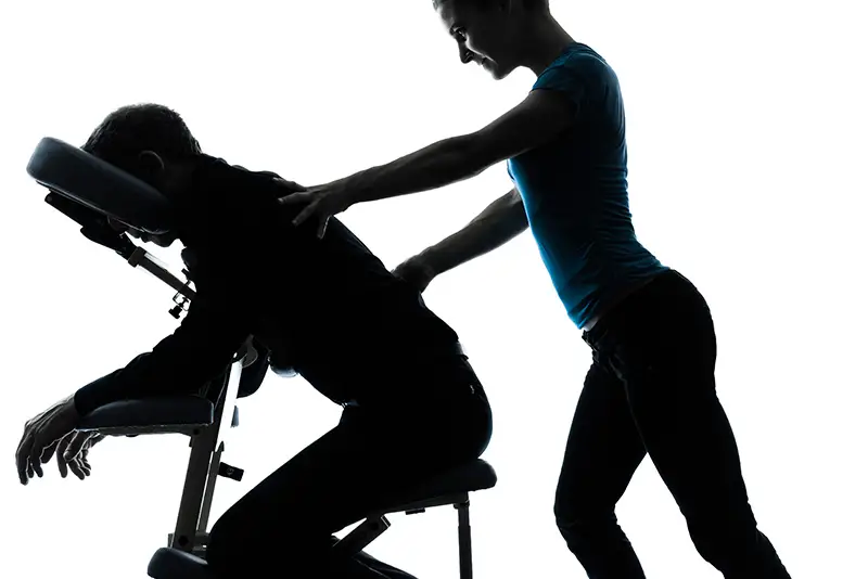 Soin relaxant et revitalisant par un praticien